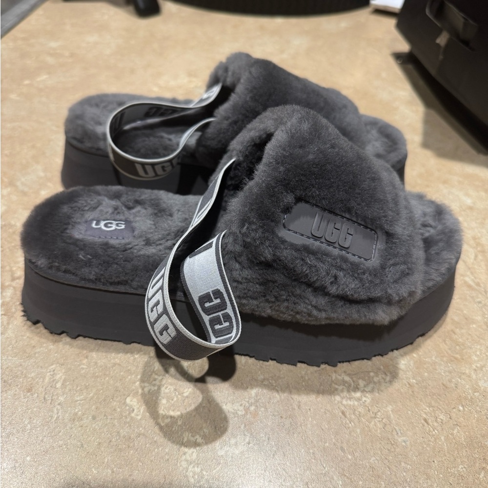 UGG SLINGBACK SLIPPERS!
